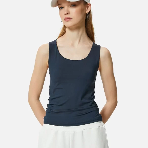 Basic Sleeveless Tank Top